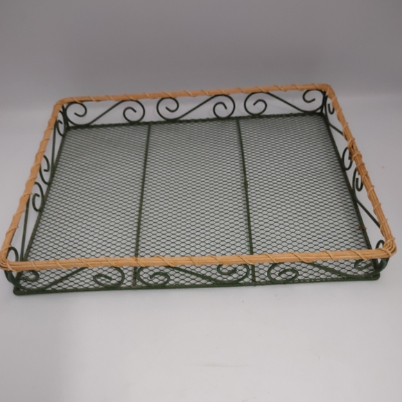 Decor Green Wire & Woven Wicker Rectangle Basket Tray 13"L X 11"W X 1 1/2"H - Picture 1 of 4